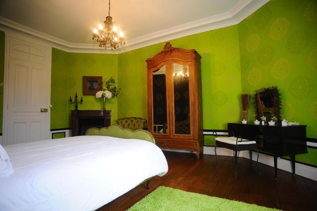 Chateau De Bertreville Bed & Breakfast Bilik gambar