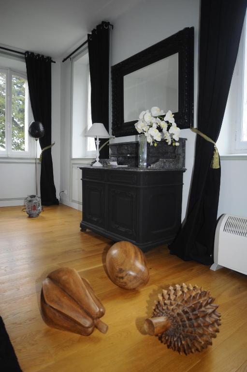 Chateau De Bertreville Bed & Breakfast Bilik gambar