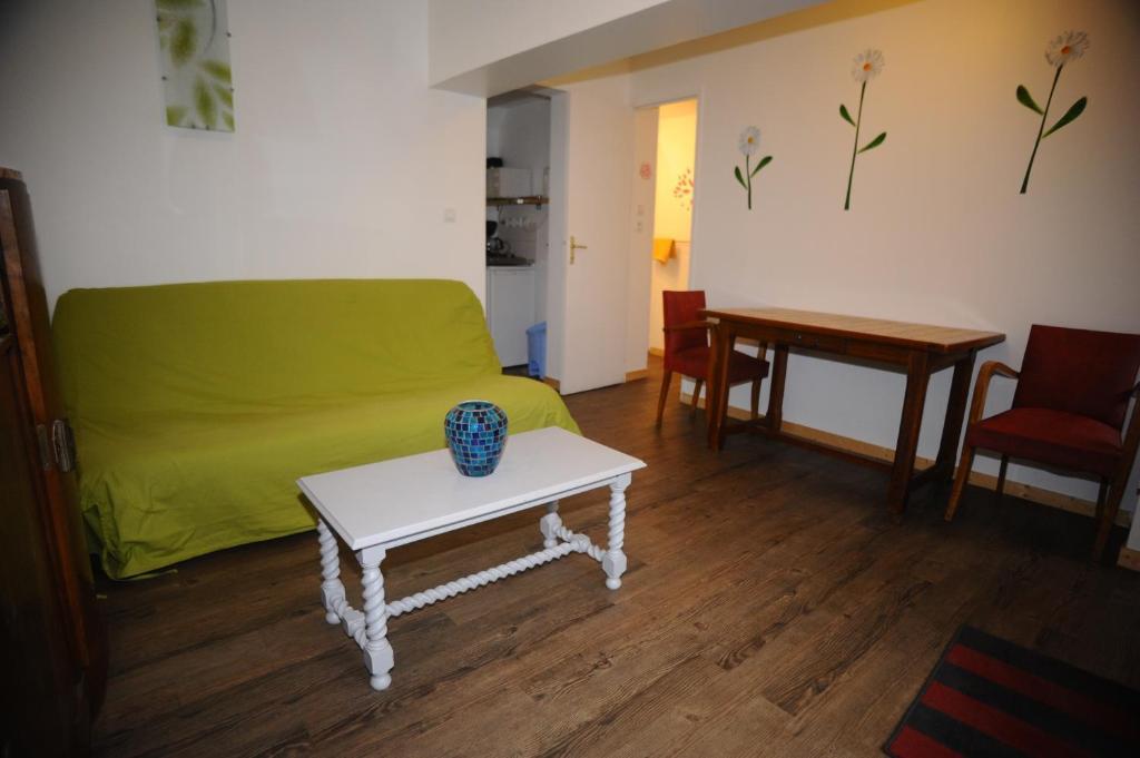 Chateau De Bertreville Bed & Breakfast Bilik gambar